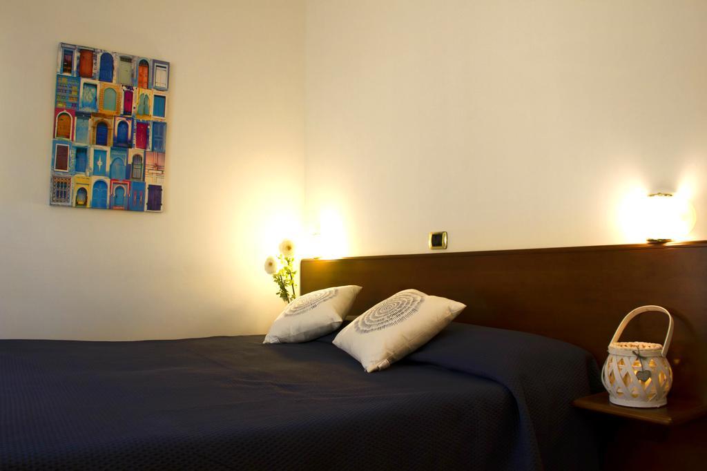 Domus Hotel أليساندريا المظهر الخارجي الصورة